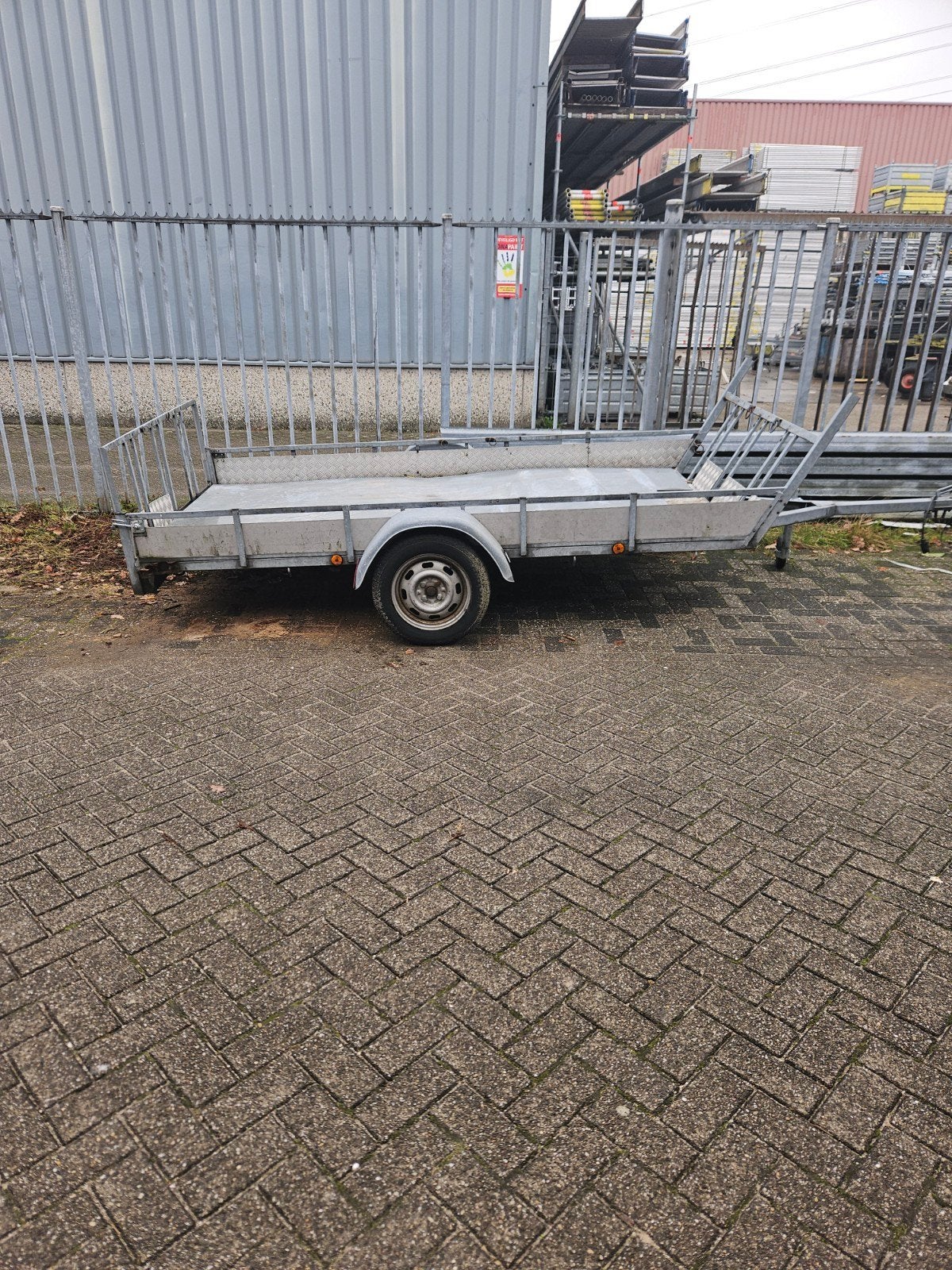 Platte Aanhangwagen voor bromfietsen of oldtimers, Ophalen of Verzenden, Gebruikt