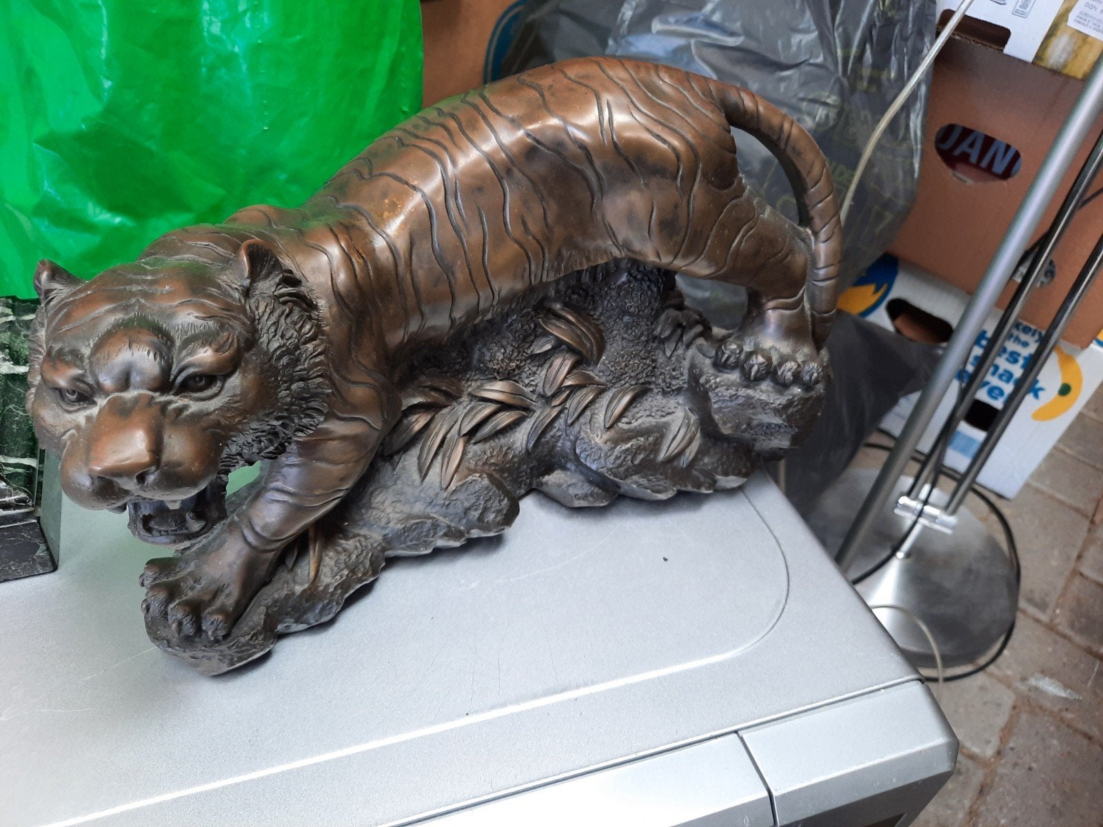 Bronzen tijgerbeeld - 6 kg, 20 cm hoog, 35 cm breed, Ophalen
