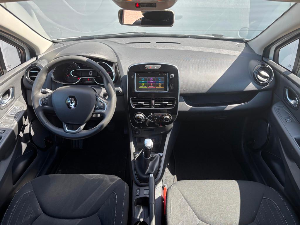 Renault Clio Estate 0.9 TCe Limited, 898 cc, Stof, Gebruikt, Euro 6