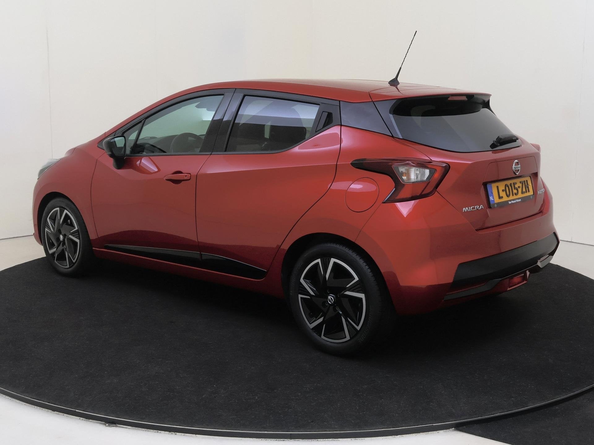 Nissan Micra 1.0 IG-T N-Design | Navigatie | Bose Audio | Pa, Voorwielaandrijving, Stof, Euro 6, Origineel Nederlands