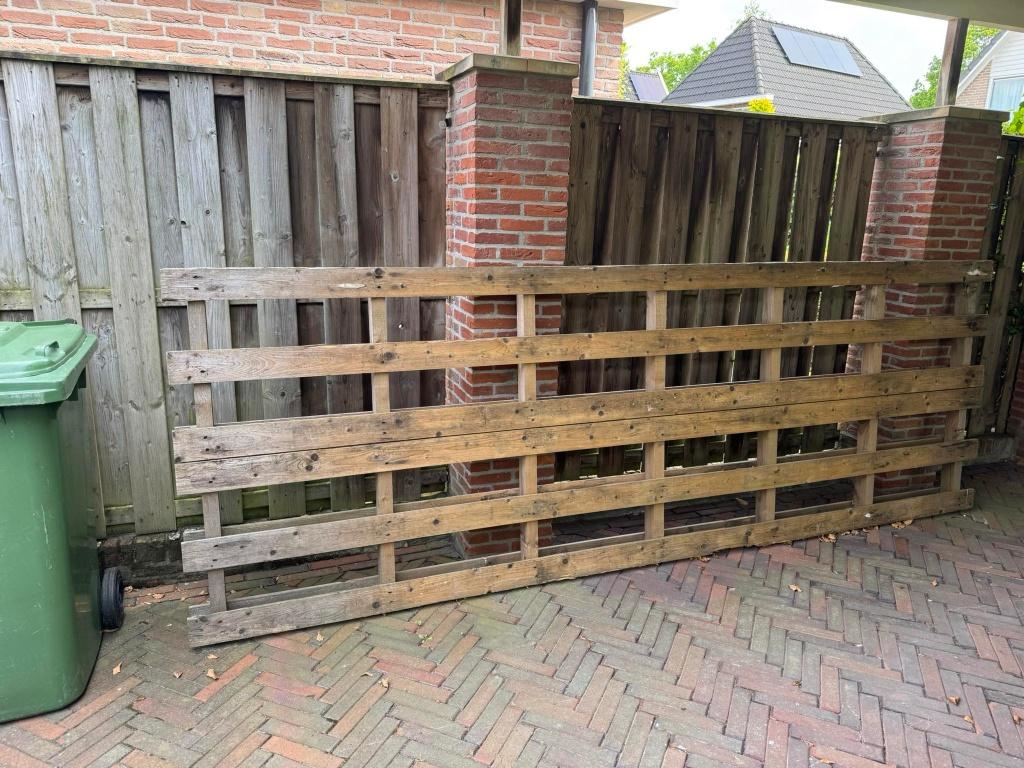 Lange pallet, Ophalen, Minder dan 25 mm, Zo goed als nieuw, Minder dan 200 cm