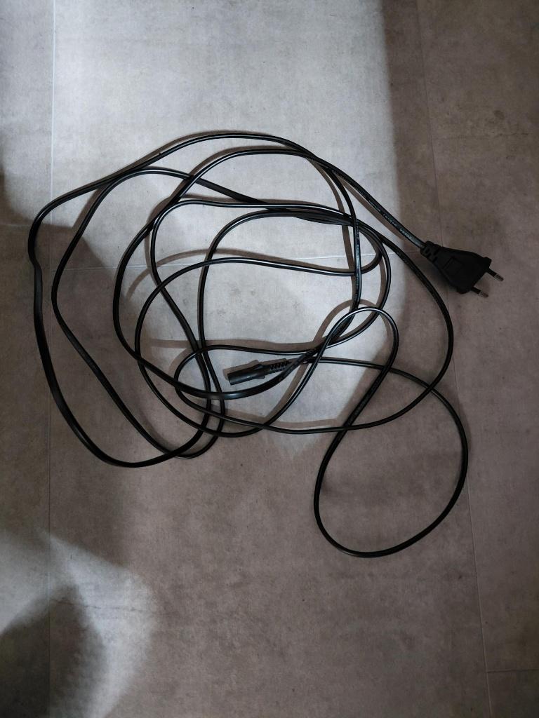 C7 netsnoer 4meter lang, Ophalen of Verzenden, Zo goed als nieuw, Kabel of Snoer