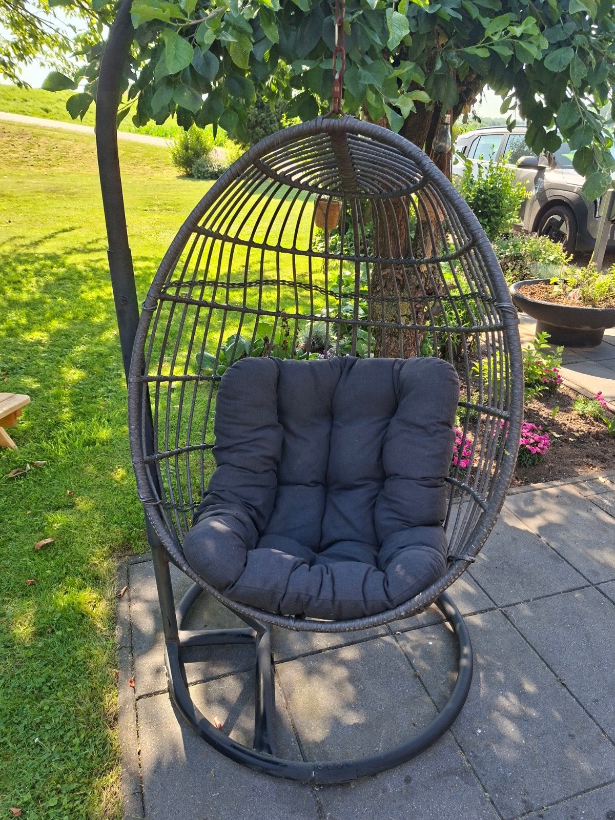 Hangstoel met kussen, Ophalen, Hout