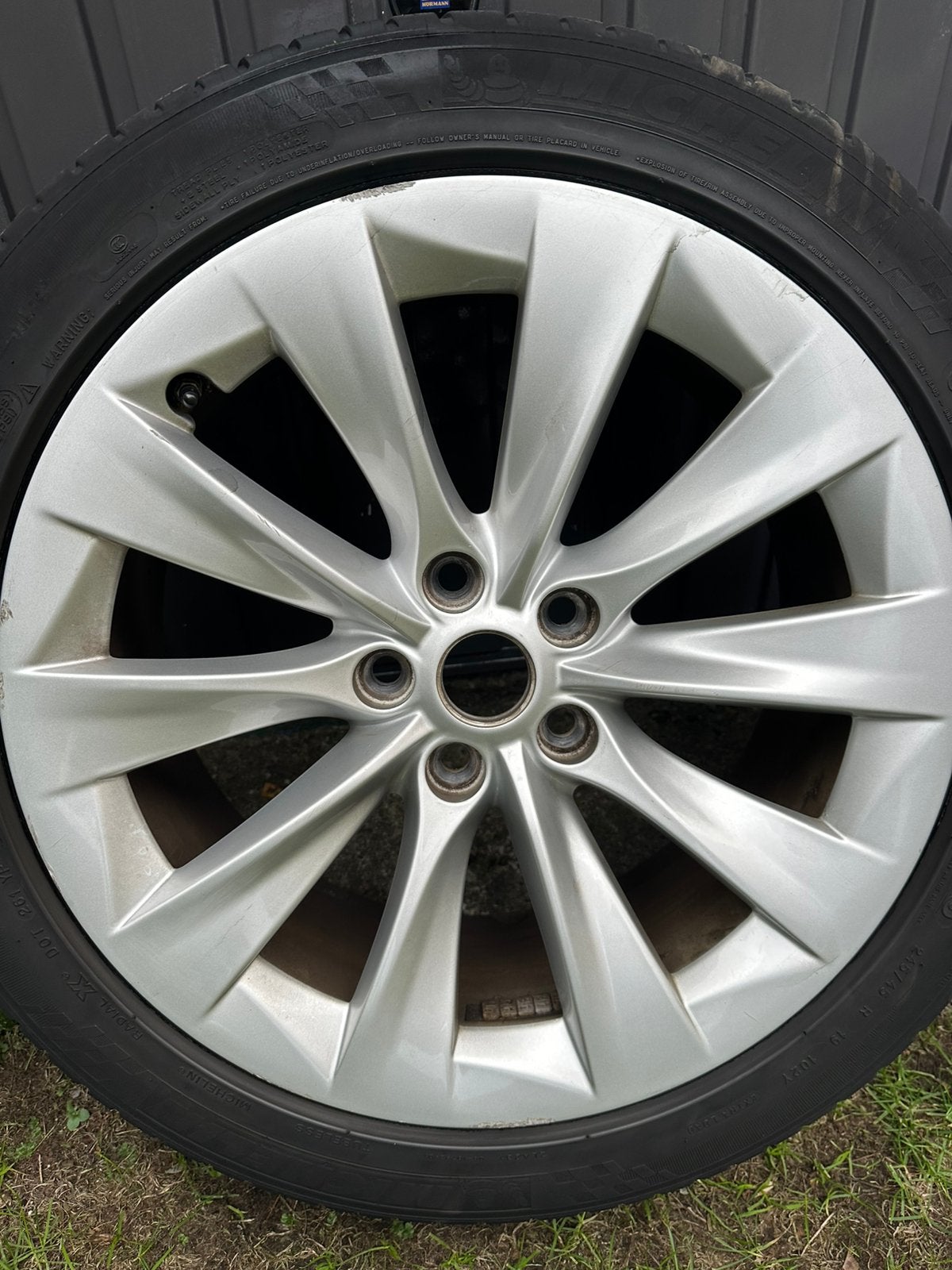 Foto 5 van Originele Tesla Velgen 19 inch model S