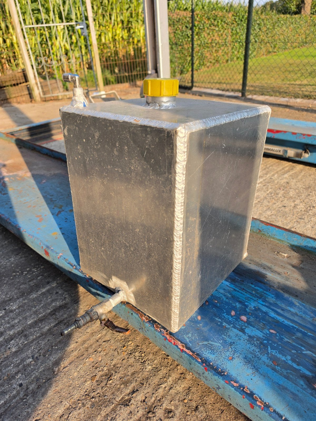 aluminium brandstof tank, Auto-onderdelen, Ophalen, Gebruikt