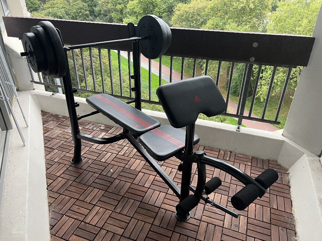 Adidas halterbank + stang + 45 kg gewichten, Ophalen, Gebruikt, Armen, Fitnessbank