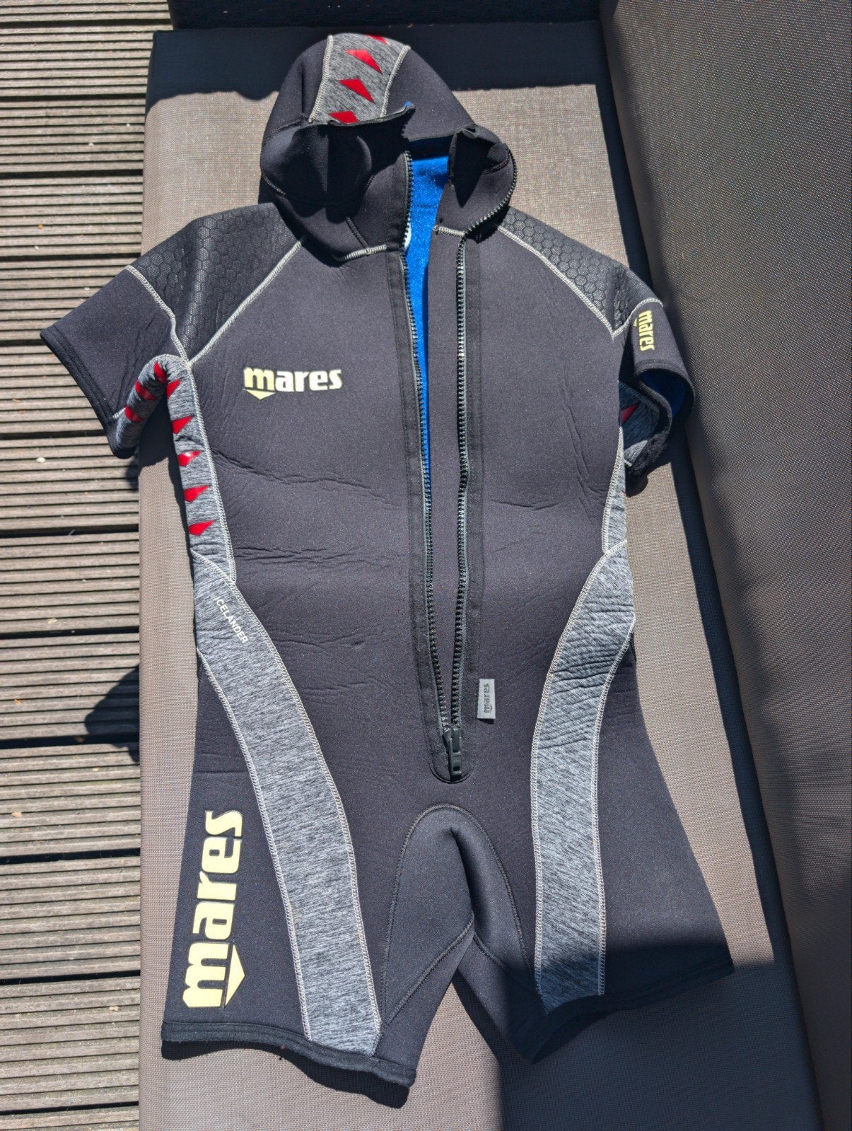 Mares duikpak shorty, maat 4 in 7mm, donker grijs met accent, Ophalen, Wetsuit, Zo goed als nieuw, Mares