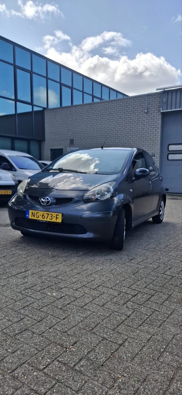 Toyota Aygo 1.0 12V Vvt-i 5DRS 2009 Grijs, Voorwielaandrijving, 4 stoelen, 68 pk, Bedrijf