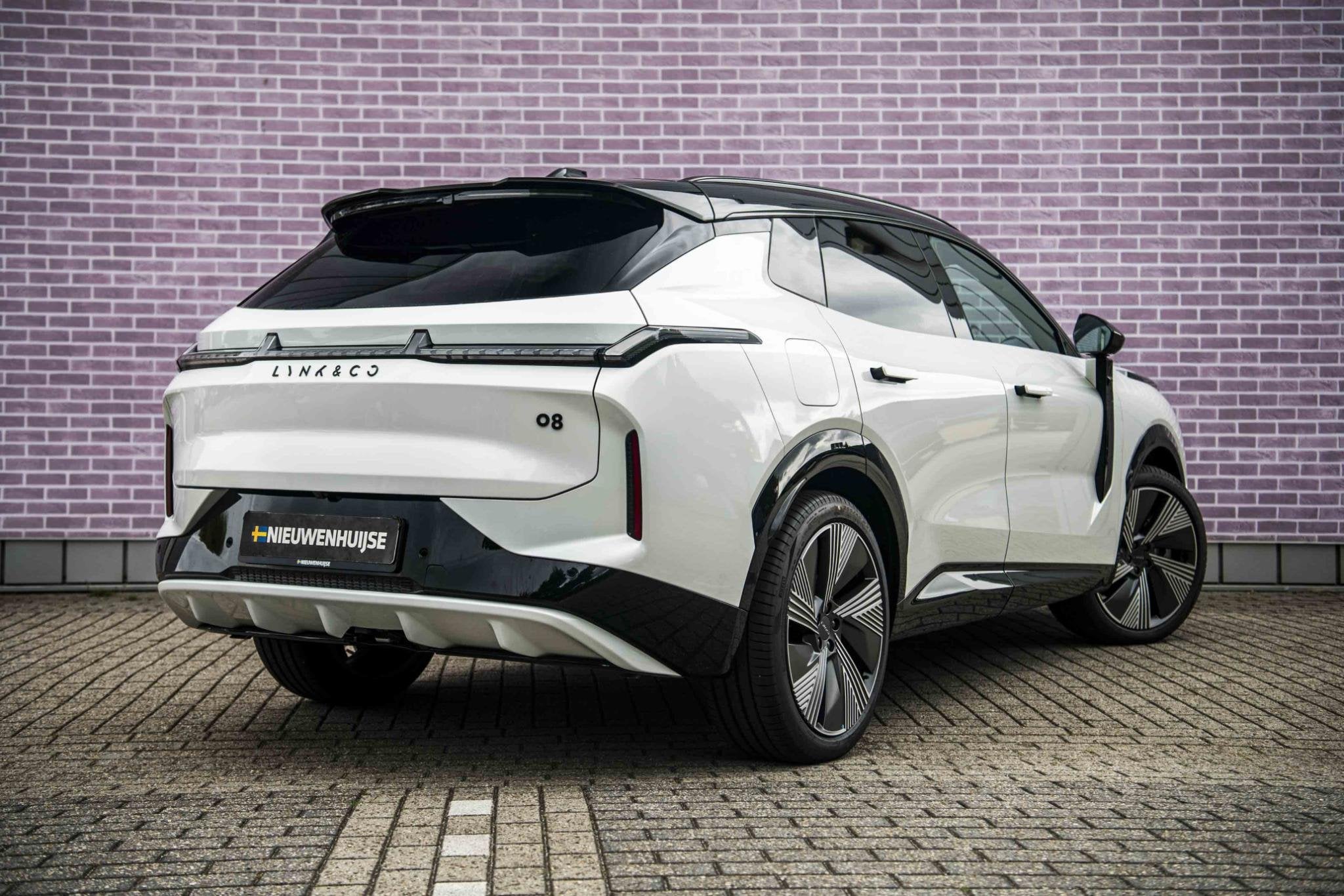 Lynk & Co 08 1.5 More | Actieradius gecombineerd 1100 km | E, Auto's, Euro 6, Wit, Plug-in hybride, Nieuw