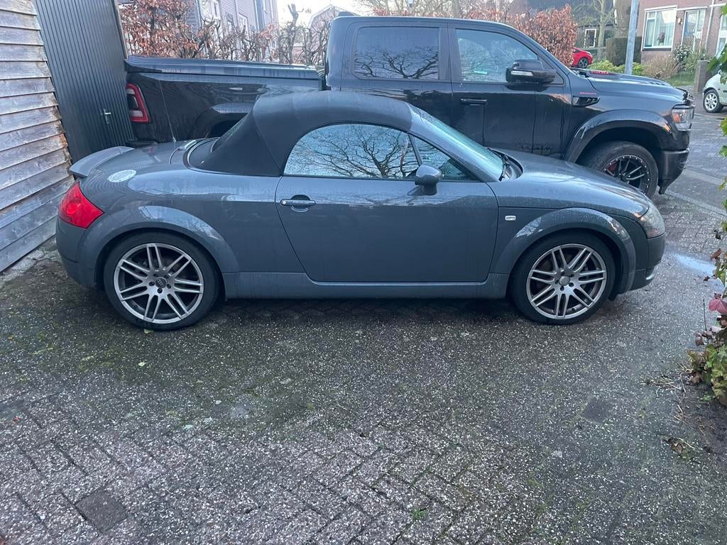 Audi TT 2000 Grijs, Auto's, TT, Cabriolet, Overige kleuren, Handgeschakeld