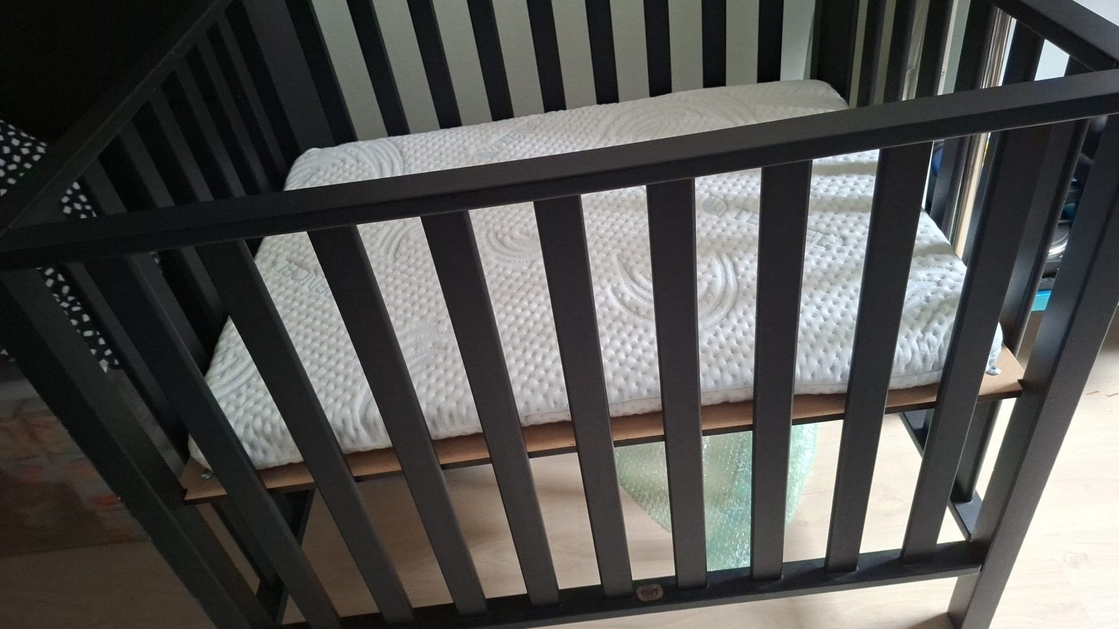 TWF Kinder Box Zwart 79L x 98B, Kinderen en Baby's, Boxen, Ophalen, Zo goed als nieuw