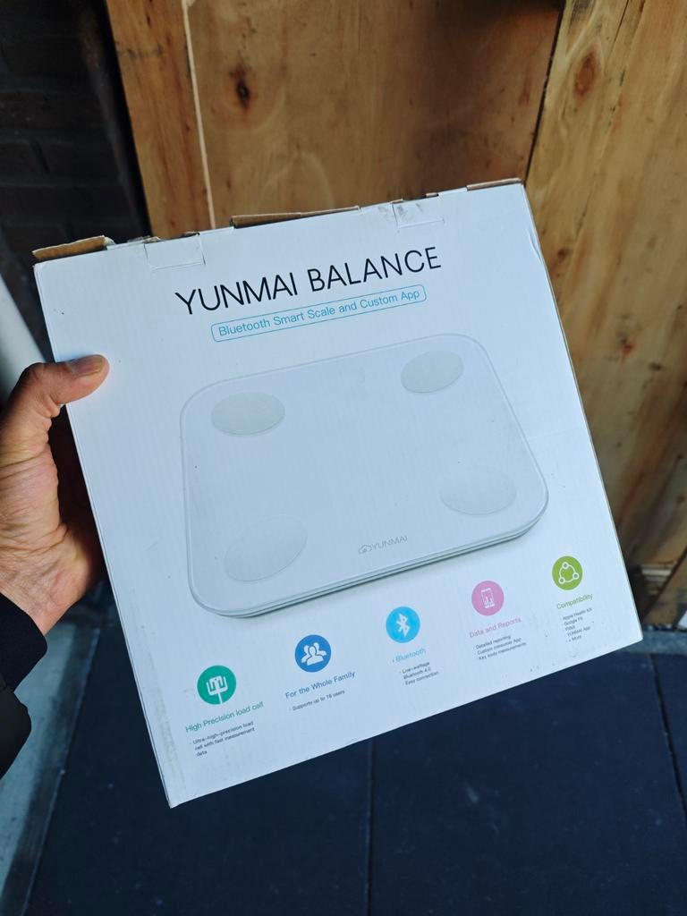 Yunmai Balance V2 Smart Weegschaal - Nieuwstaat (Retour), Nieuw, 100 kg of meer, Ophalen of Verzenden, Personenweegschaal