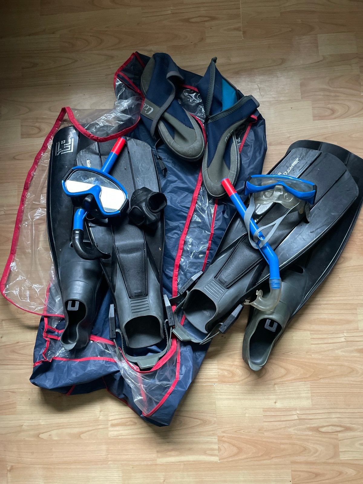 Twee complete snorkelsets met vinnen en waterschoenen, Ophalen, Gebruikt, Snorkelset