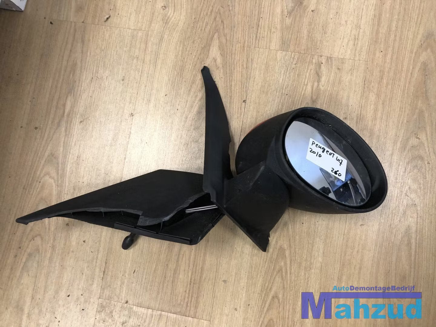 Peugeot 107 rechts buitenspiegel spiegel rood KJH 2005-2014, Auto-onderdelen, Taurusavenue 1
2132 LS  Hoofddorp, NL, Gebruikt