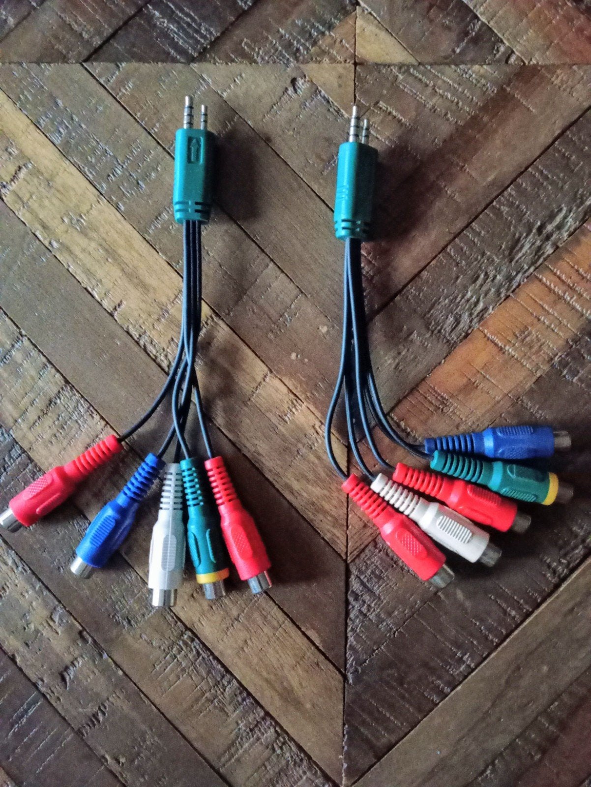 Audio kabel. Multi splitter., Ophalen of Verzenden, Gebruikt, Minder dan 2 meter, Overige kabels