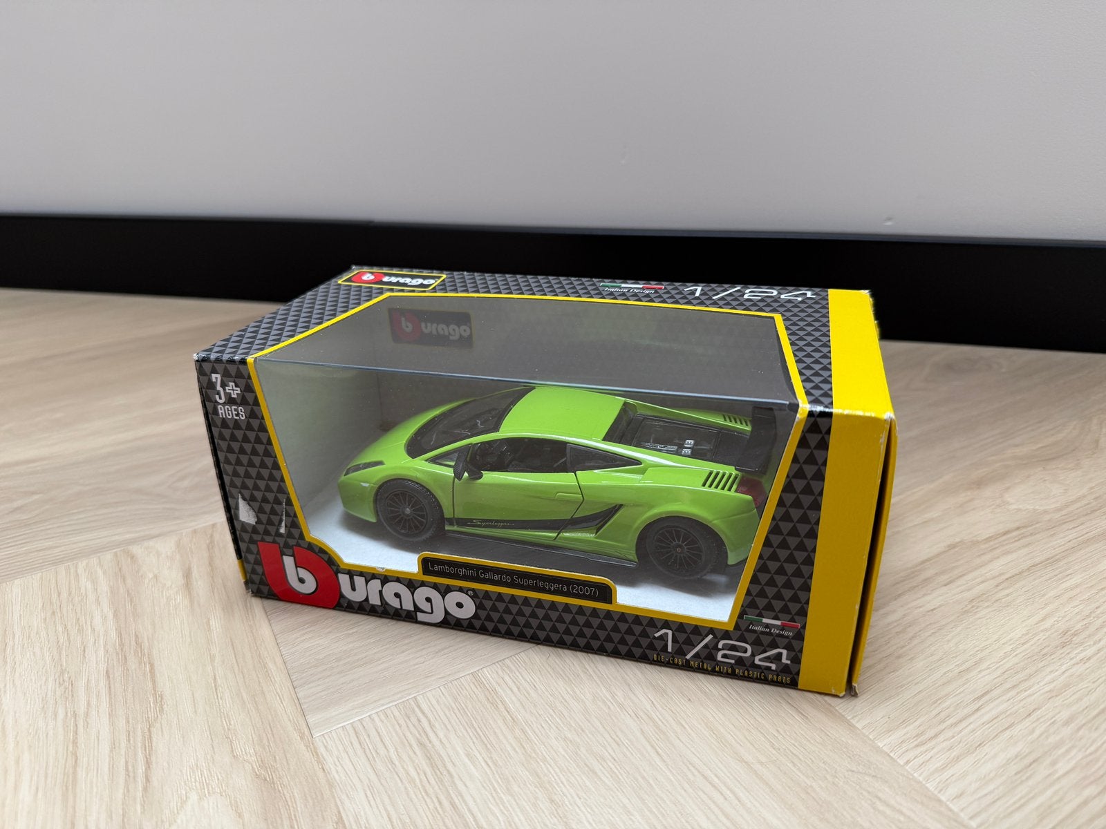 Bburago Lamborghini Gallardo Superleggera Groen 1:24 in doos, Ophalen of Verzenden, Zo goed als nieuw, Bburago