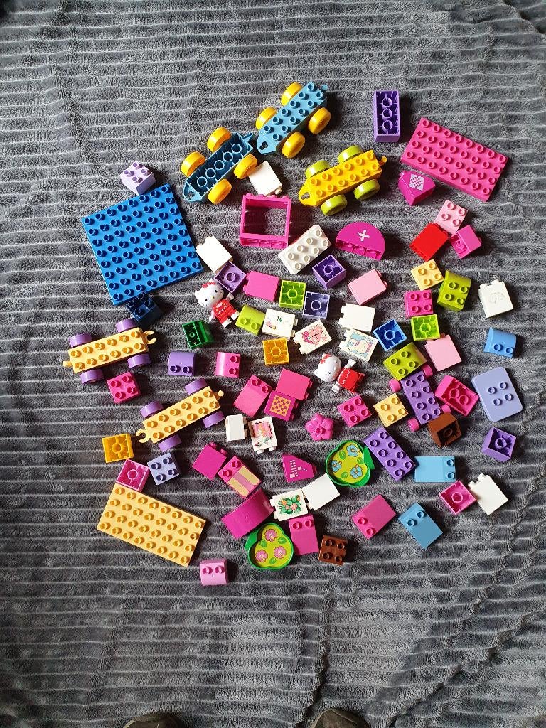 1 kilo Hello Kitty bouwstenen in prima staat, past op duplo,, Ophalen of Verzenden, Zo goed als nieuw