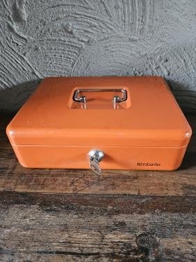 Vintage Brabantia Geldkistje Oranje met Sleutel, nette staat, Antiek en Kunst, Ophalen of Verzenden