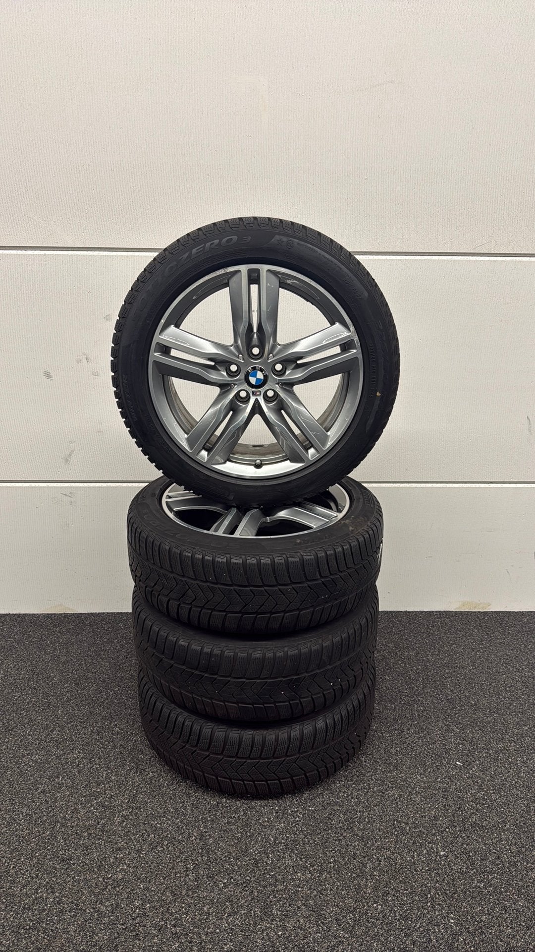 Bmw F48 F39 225/50/R18 95H, Ophalen, 18 inch, Winterbanden, Band(en)