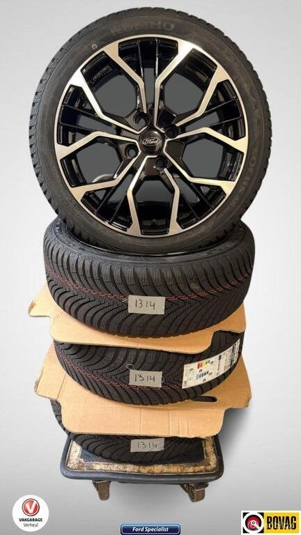 Ford Fiesta 4 Seizoenset|205-45-17| 1314, Gebruikt, Banden en Velgen, 17 inch, 205 mm