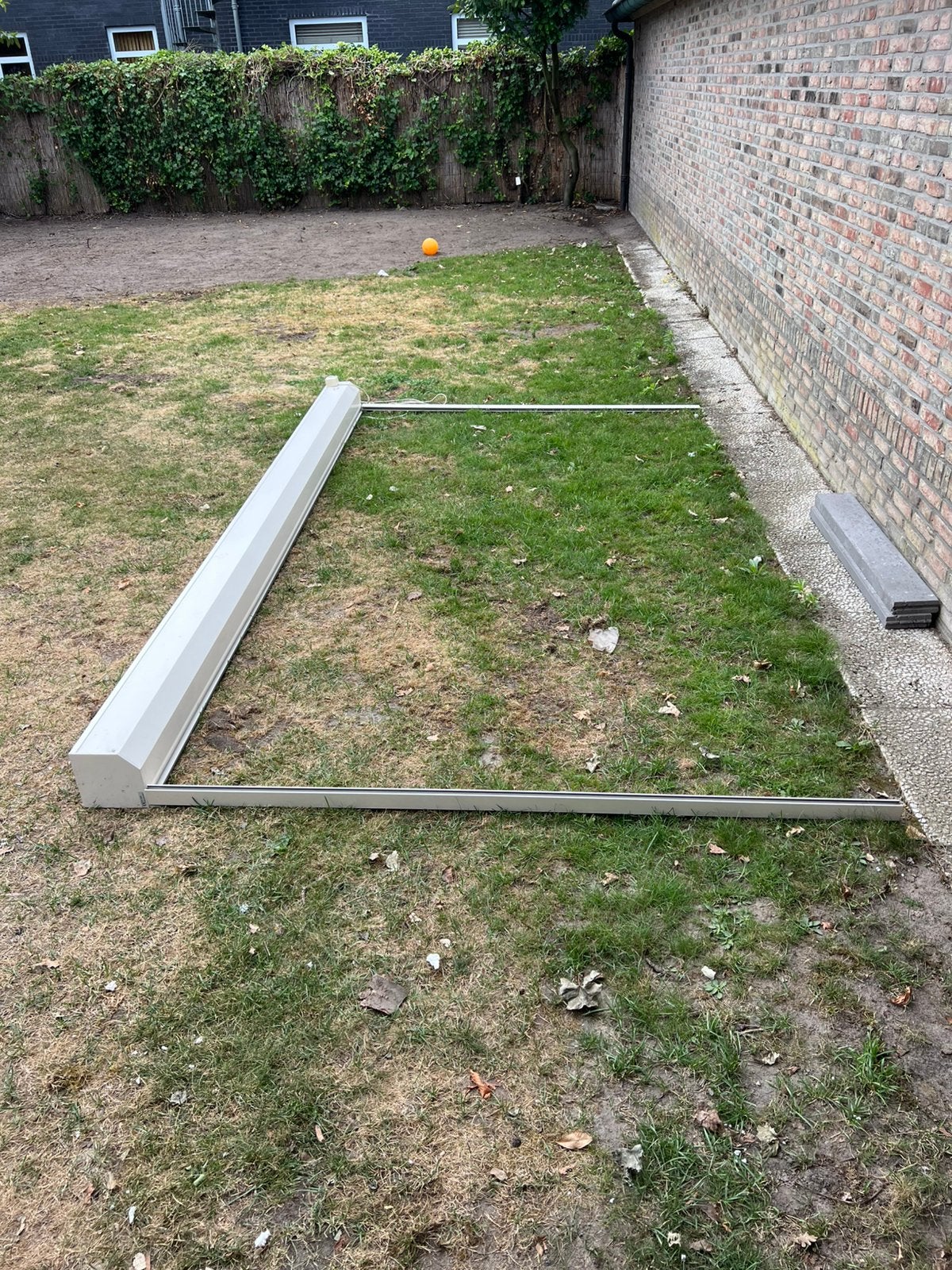 Elektrisch rolluik, Ophalen, Gebruikt, 200 cm of meer, Wit