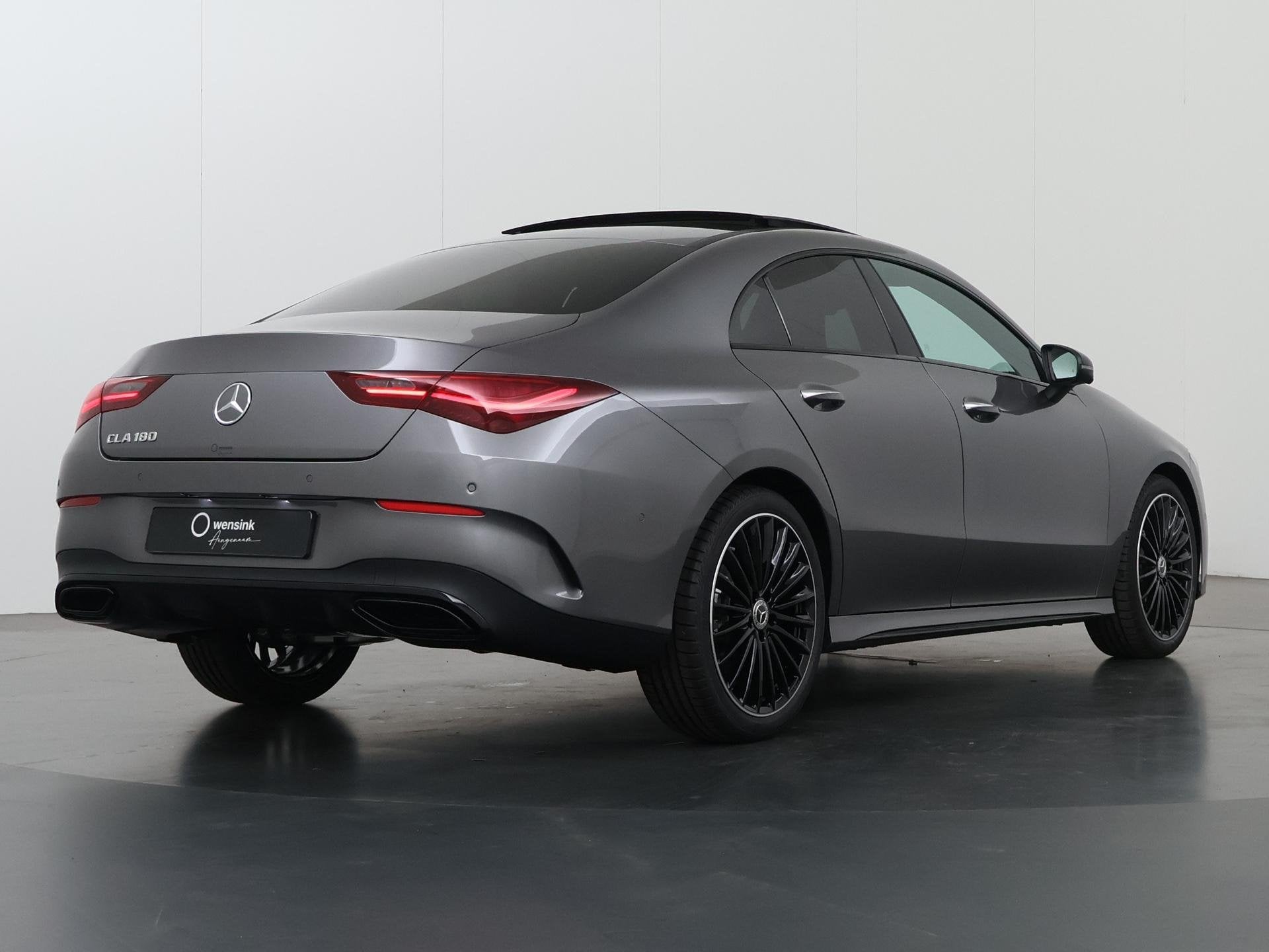 Mercedes-Benz CLA-klasse 180 Business Solution AMG | Panoram, Auto's, 136 pk, Gebruikt, 4 cilinders, Origineel Nederlands
