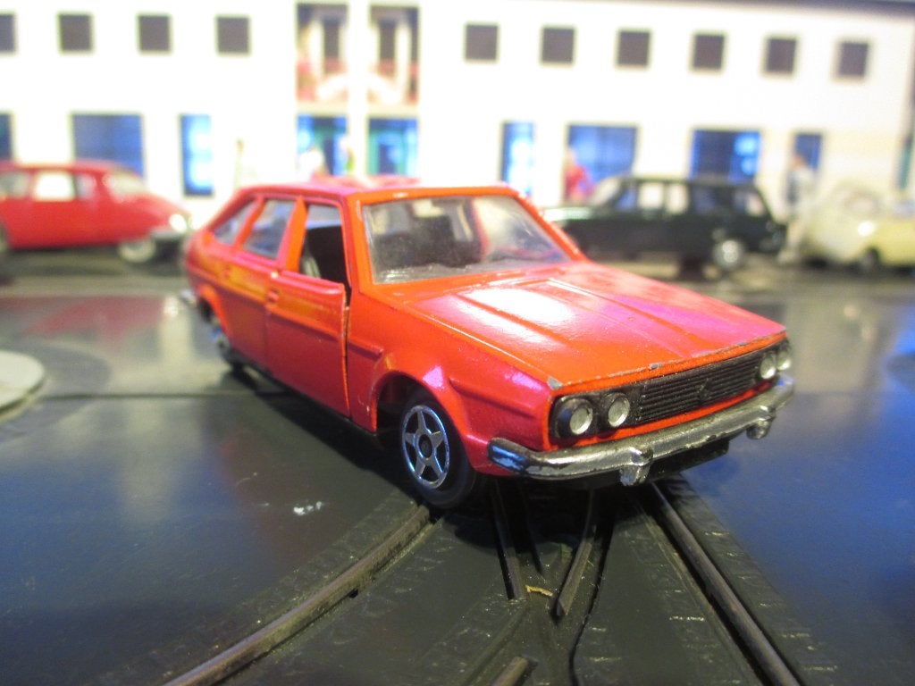 1/43 Renault 30 R30 TS - Norev rood Near Mint, Hobby en Vrije tijd, Modelauto's | 1:43, Ophalen of Verzenden, Gebruikt, Auto, Overige merken