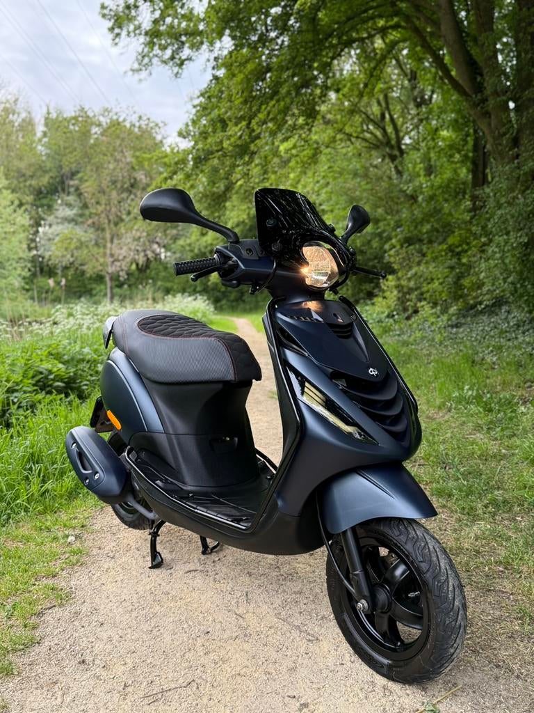 Piaggio zip 2020 brom ‘SP Opaco blue’ RS zadel, Ophalen, Gebruikt, Maximaal 45 km/u, Zip