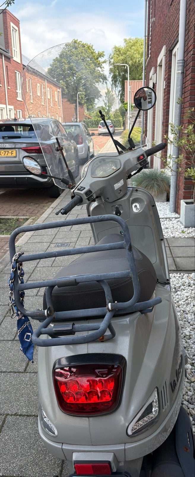 La Sourini scooter - Windscherm kan vervangen worden, Ophalen, Gebruikt, Benzine, Overige merken