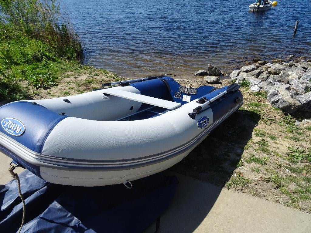 Zodiac zoom met buitenboordmotor, Ophalen, Hout, Benzine, Minder dan 70 pk
