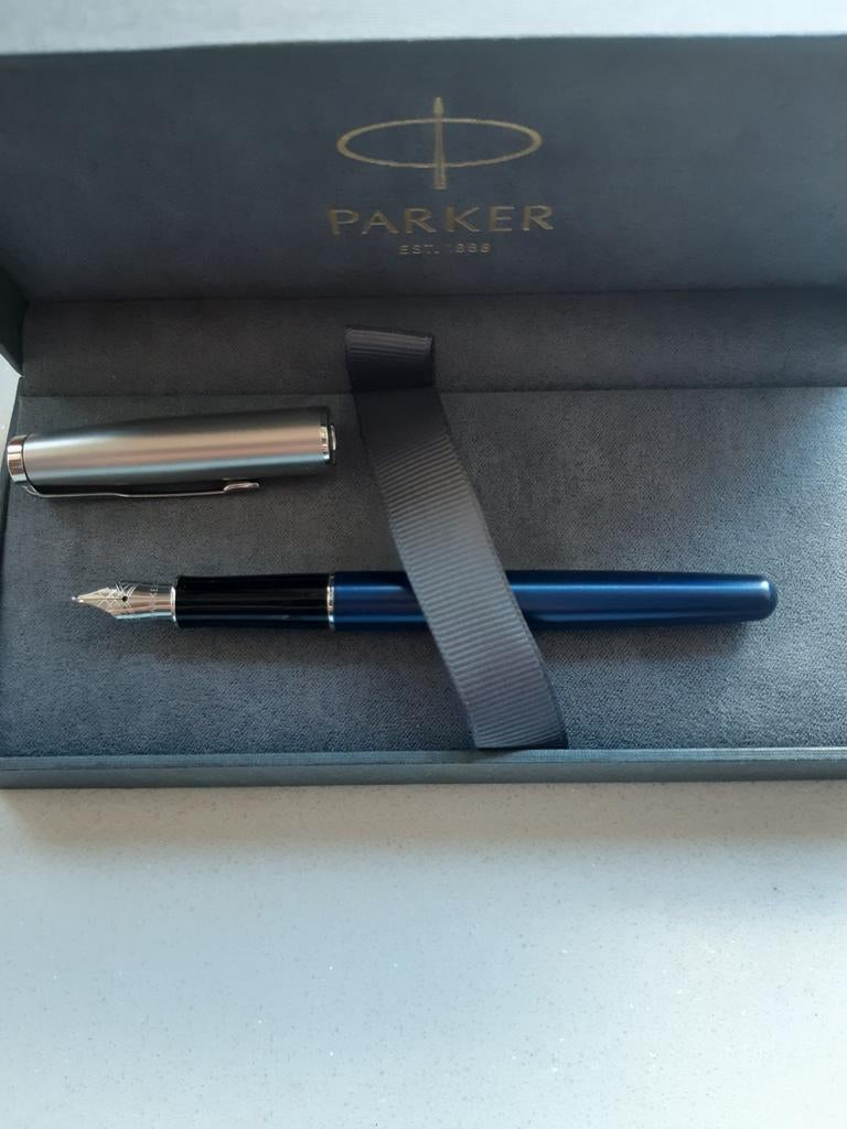 Parker Sonnet ct medium nieuw in doos., Verzamelen, Pennenverzamelingen, Ophalen of Verzenden, Nieuw, Vulpen, Parker