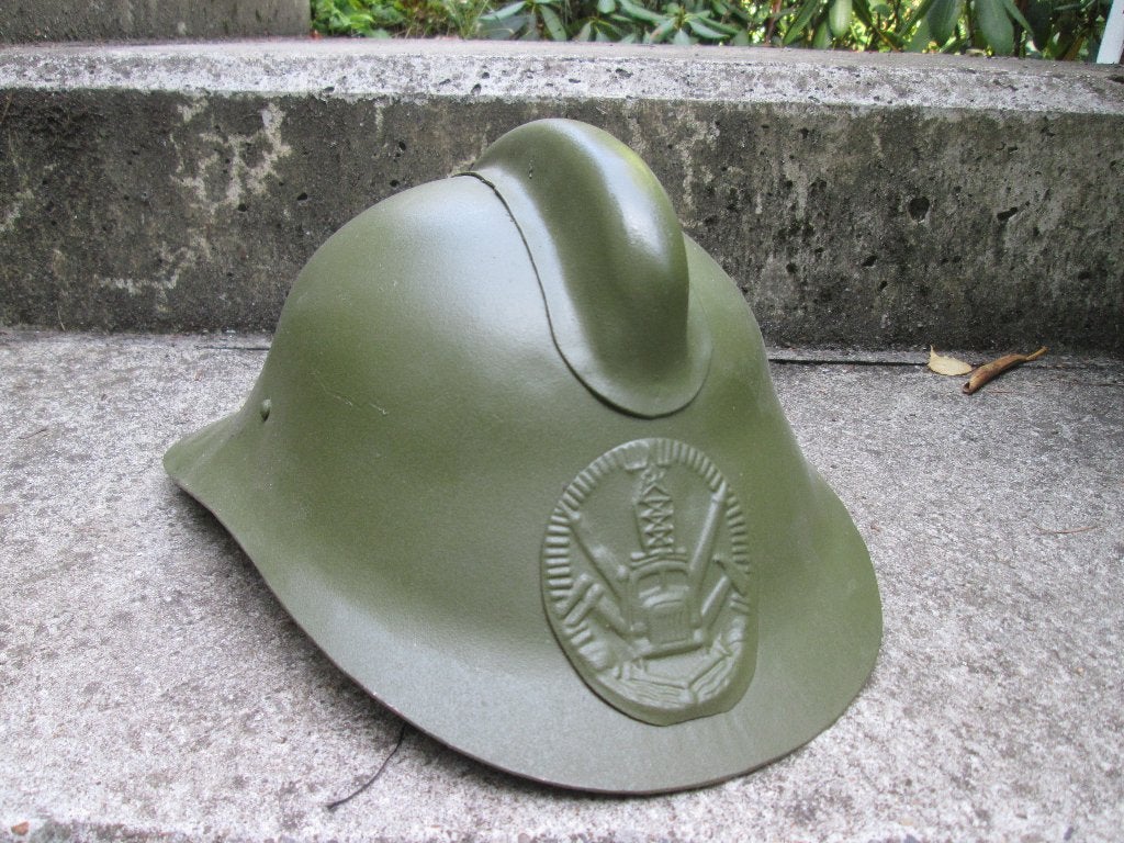 Russische brandweerhelm voor oorlogs model., Verzamelen, Ophalen of Verzenden, Landmacht, Nederland