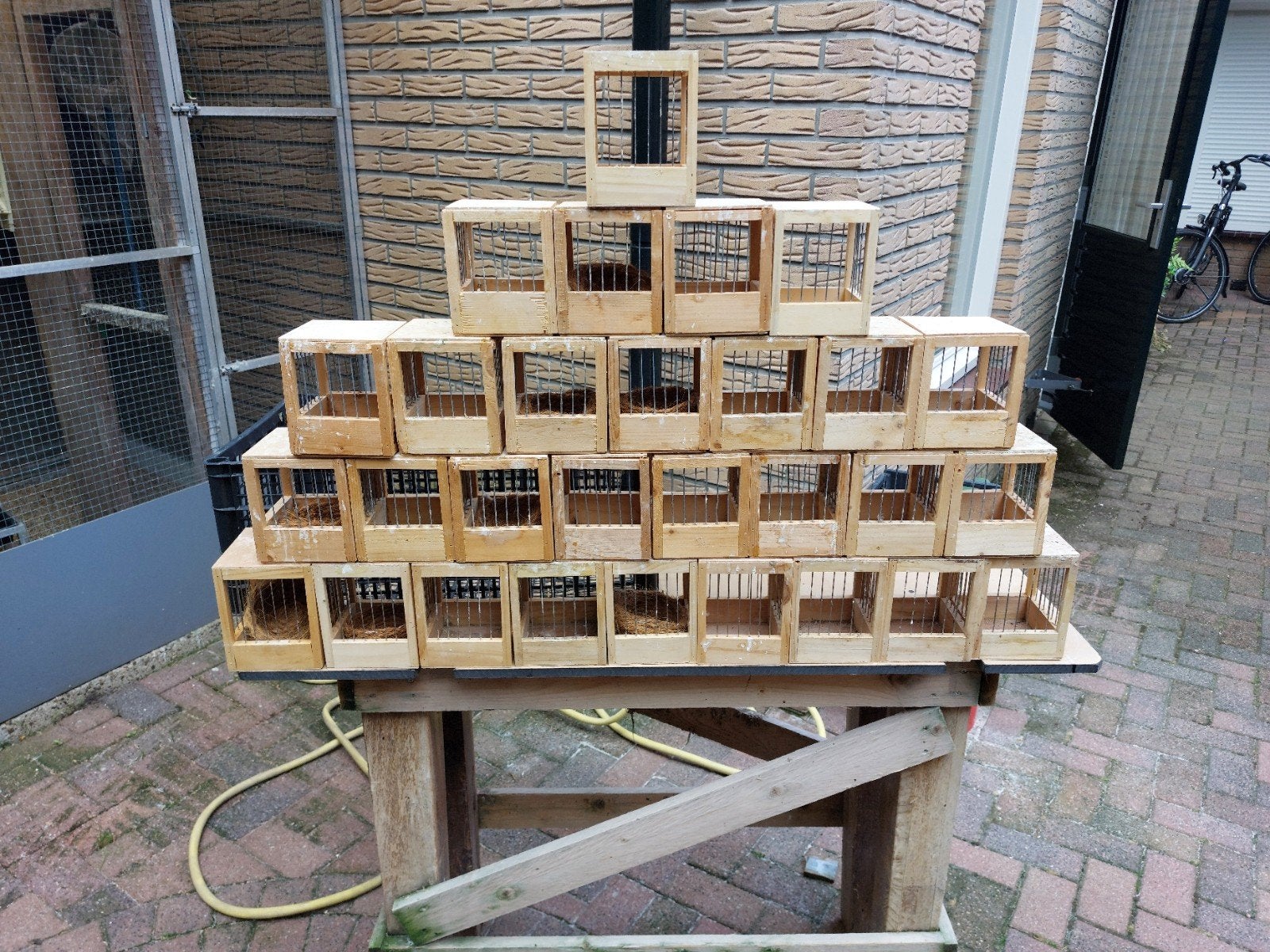 13  nestkastjes, Dieren en Toebehoren, Ophalen, Gebruikt, Hout, Broedkooi of Kweekkooi