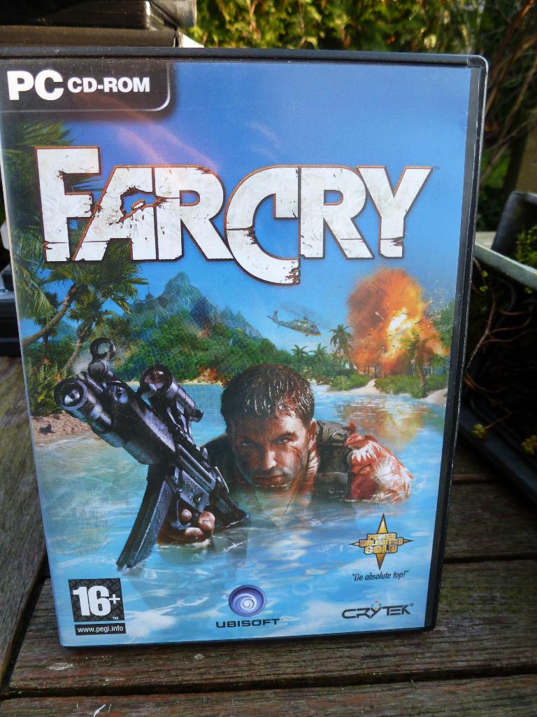 Far Cry pc cd rom - 5 disc set, 1 speler, Ophalen of Verzenden, Zo goed als nieuw, Vanaf 18 jaar