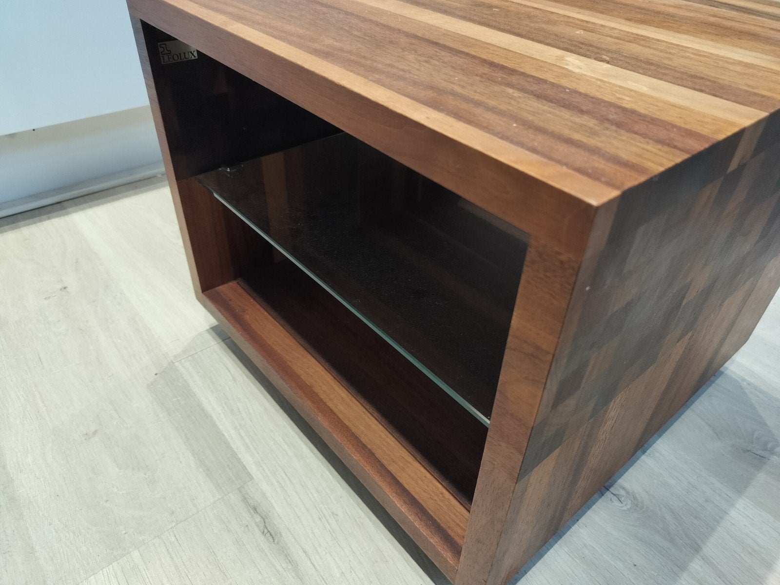 Leolux Joya bijzettafel, Huis en Inrichting, Tafels | Bijzettafels, Ophalen, Zo goed als nieuw, Rechthoekig, Minder dan 55 cm