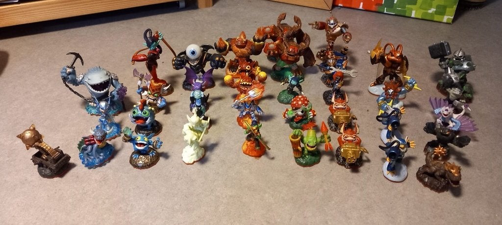 Grote collectie Skylanders figuren - Diverse series, Ophalen, Gebruikt, Xbox, Overige merken