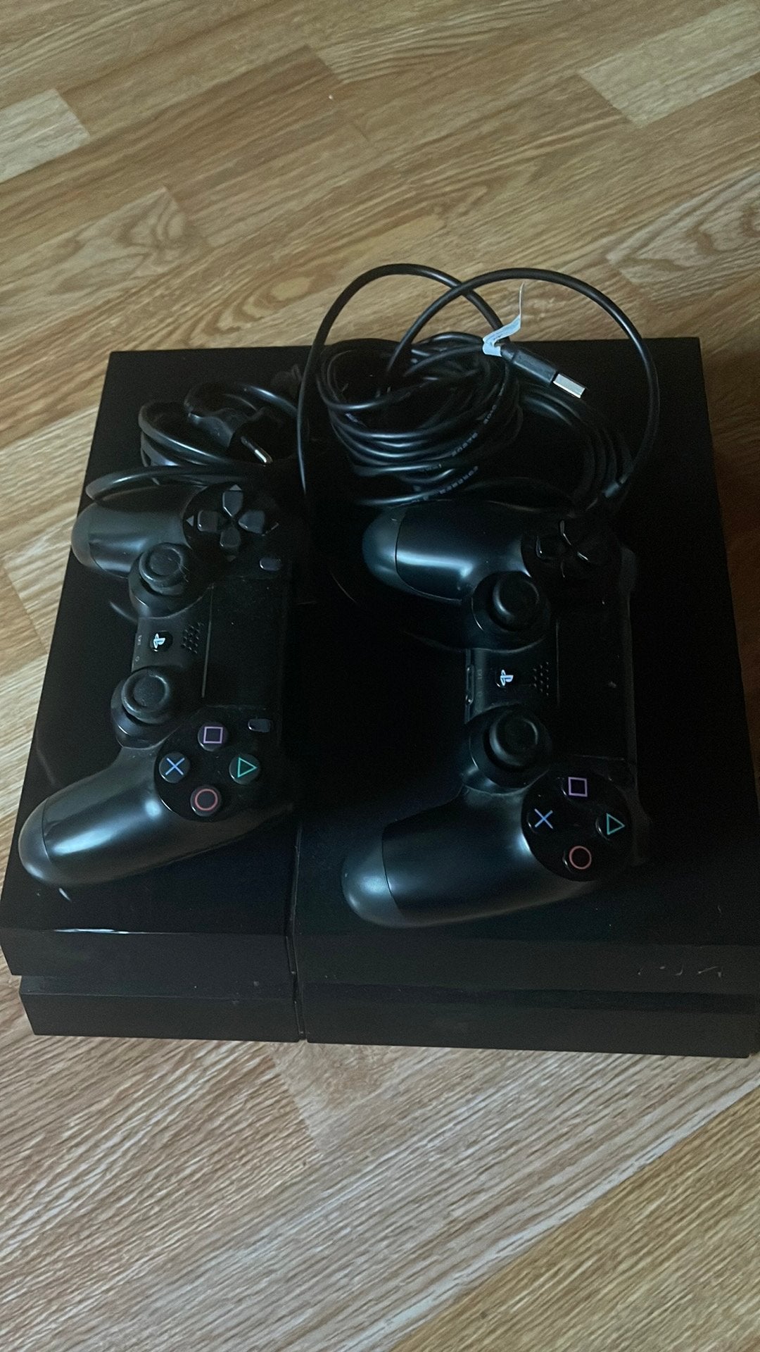 PlayStation 4 met 2 controllers en kabels, Ophalen of Verzenden, Original, Met 3 controllers of meer, 500 GB
