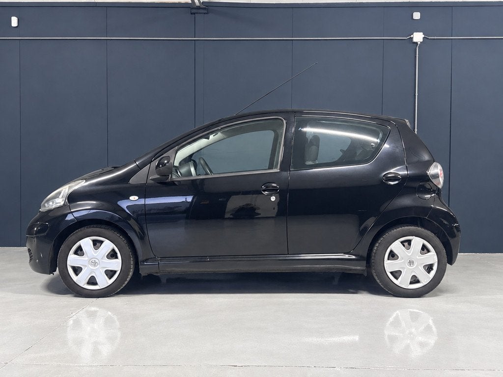 Toyota Aygo 1.0 | 2010 | 5-deurs | Airco | Elektrische ramen, Auto's, Voorwielaandrijving, Gebruikt, Alcantara, Bedrijf
