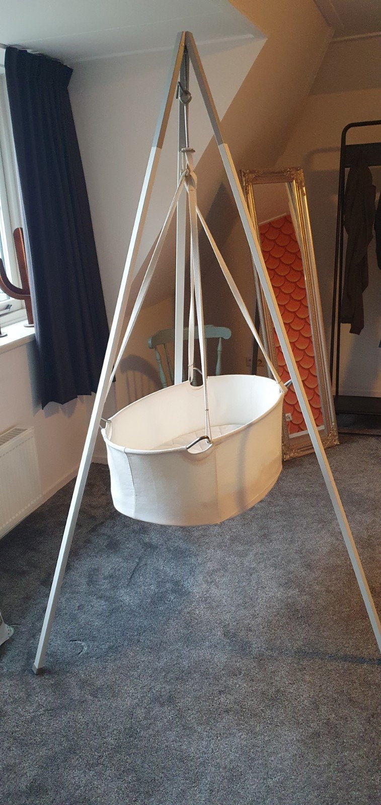 Leander schommelwieg incl poot, hemeltje en plafondhaak, Ophalen, Zo goed als nieuw, Ledikant