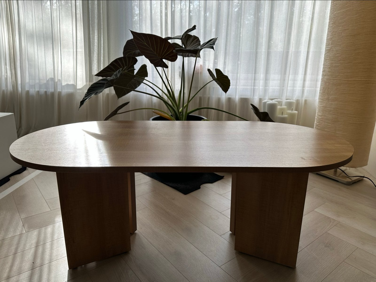Ovale salontafel van licht hout, Huis en Inrichting, Ophalen, 50 – 75, 100 tot 150 cm, 50 tot 100 cm