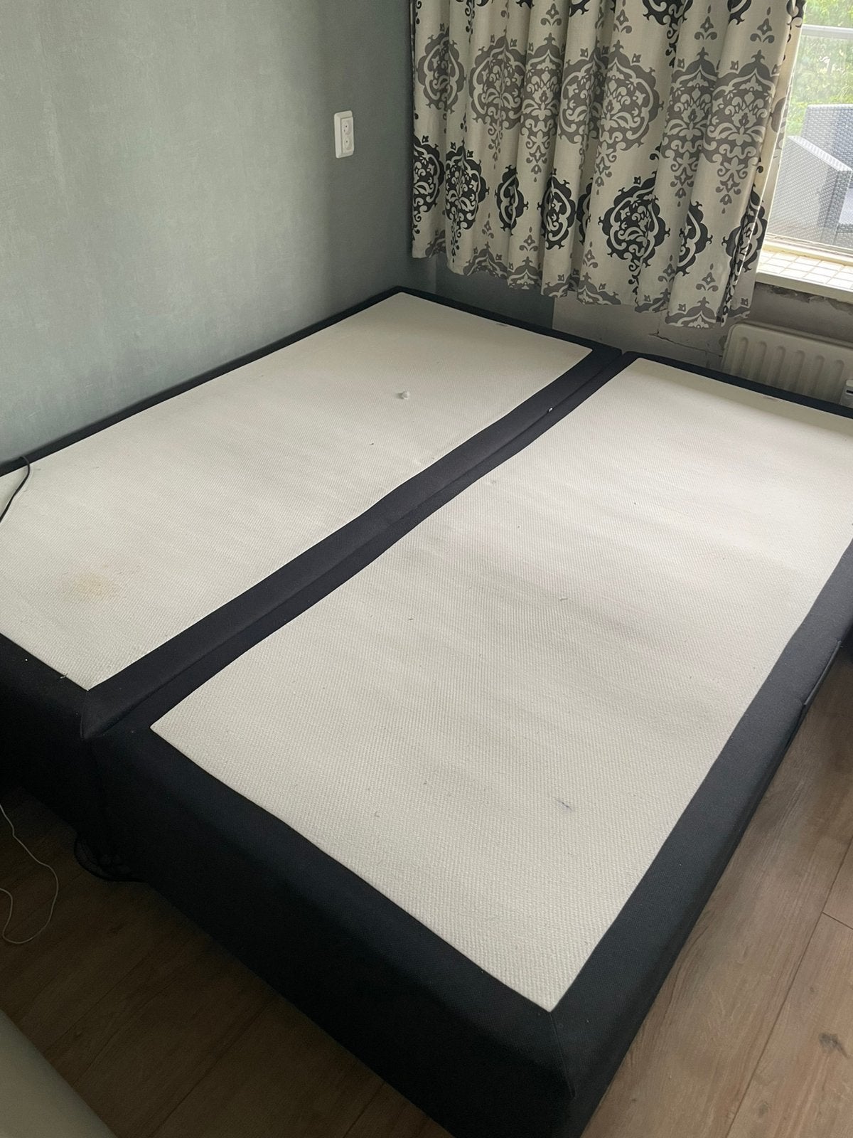 Elektrische boxspring 180x200, Huis en Inrichting, Ophalen, Zwart, Tweepersoons, Zo goed als nieuw