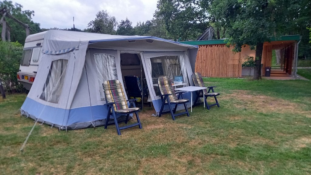 Caravan, Standaardzit, Kip, 750 - 1000 kg, Particulier