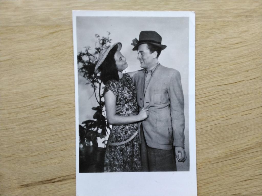 ?, Verzamelen, Ansichtkaarten | Themakaarten, Verzenden, 1940 tot 1960, Gelopen, Cultuur en Media