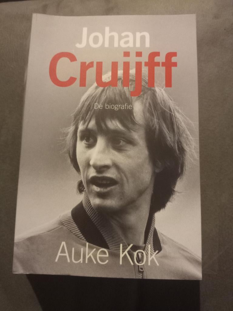 Johan Cruijff, Boeken, Auke Kok, Ophalen of Verzenden, Zo goed als nieuw, Balsport