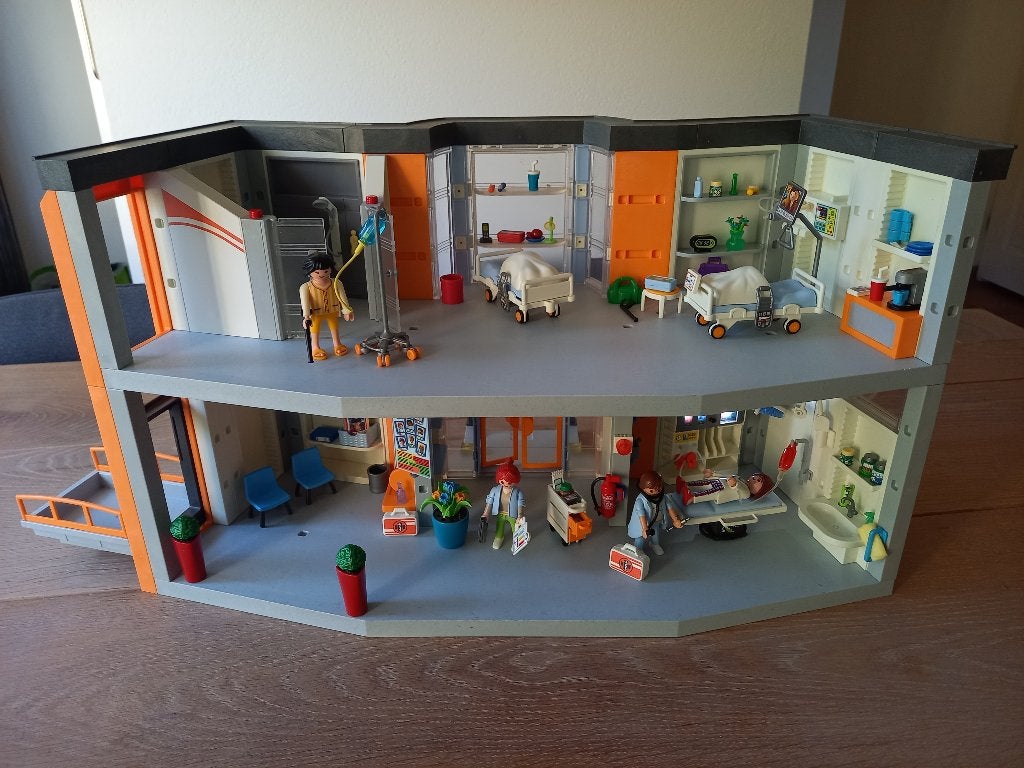 Playmobil Groot ingericht ziekenhuis - 70190 met verlichting, Kinderen en Baby's, Speelgoed | Playmobil, Ophalen of Verzenden