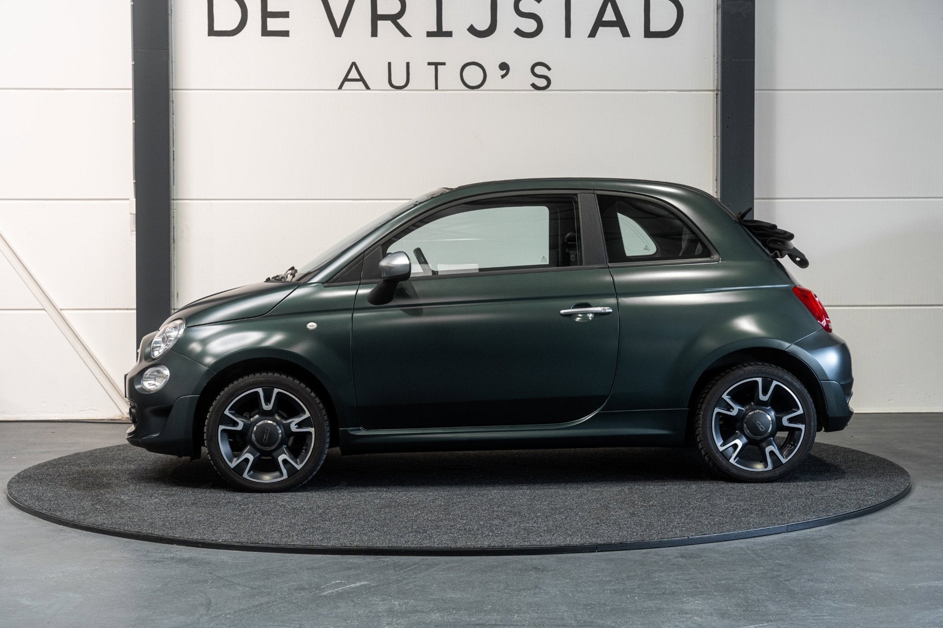 Fiat 500 C 1.2 Sport CABRIO mat groen VOL!, Gebruikt, 4 cilinders, 4 stoelen, Bedrijf