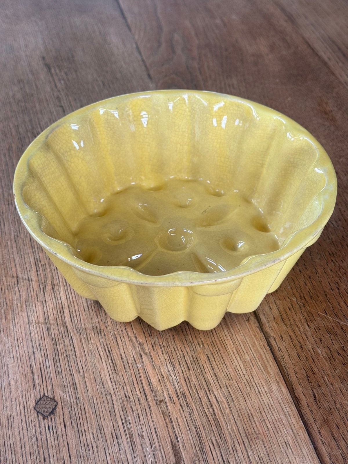 Vintage gele keramische puddingvorm, Antiek en Kunst, Ophalen of Verzenden