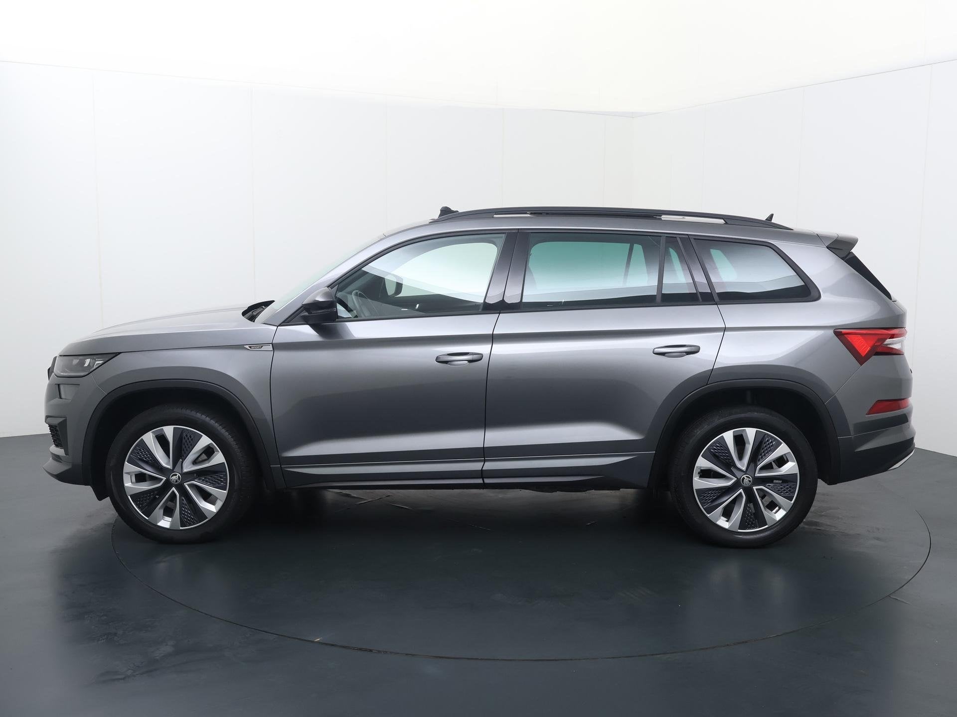 Skoda Kodiaq 1.5 TSI Sportline Business 7p. | 150 PK | Autom, 12 maanden, 4 cilinders, 14 km/l, Bedrijf