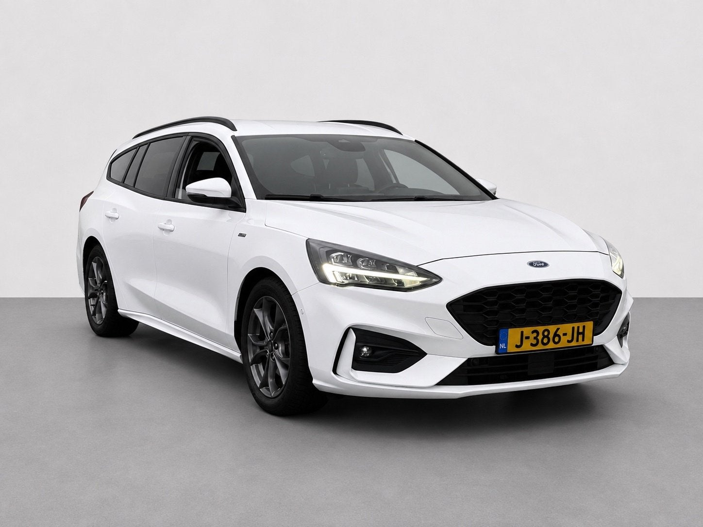 Ford Focus Wagon 1.5 EcoBoost ST LineBusiness150PK+Carplay+D, Auto's, Dealer onderhouden, Gebruikt, Euro 6, Leder en Stof