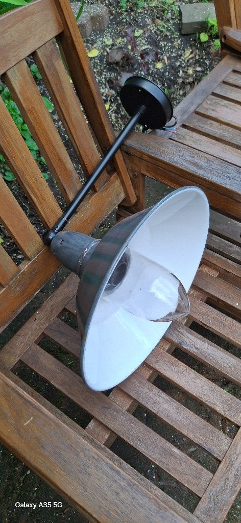 Gerestaureerde kasteel-buitenlamp, Ophalen, Gebruikt